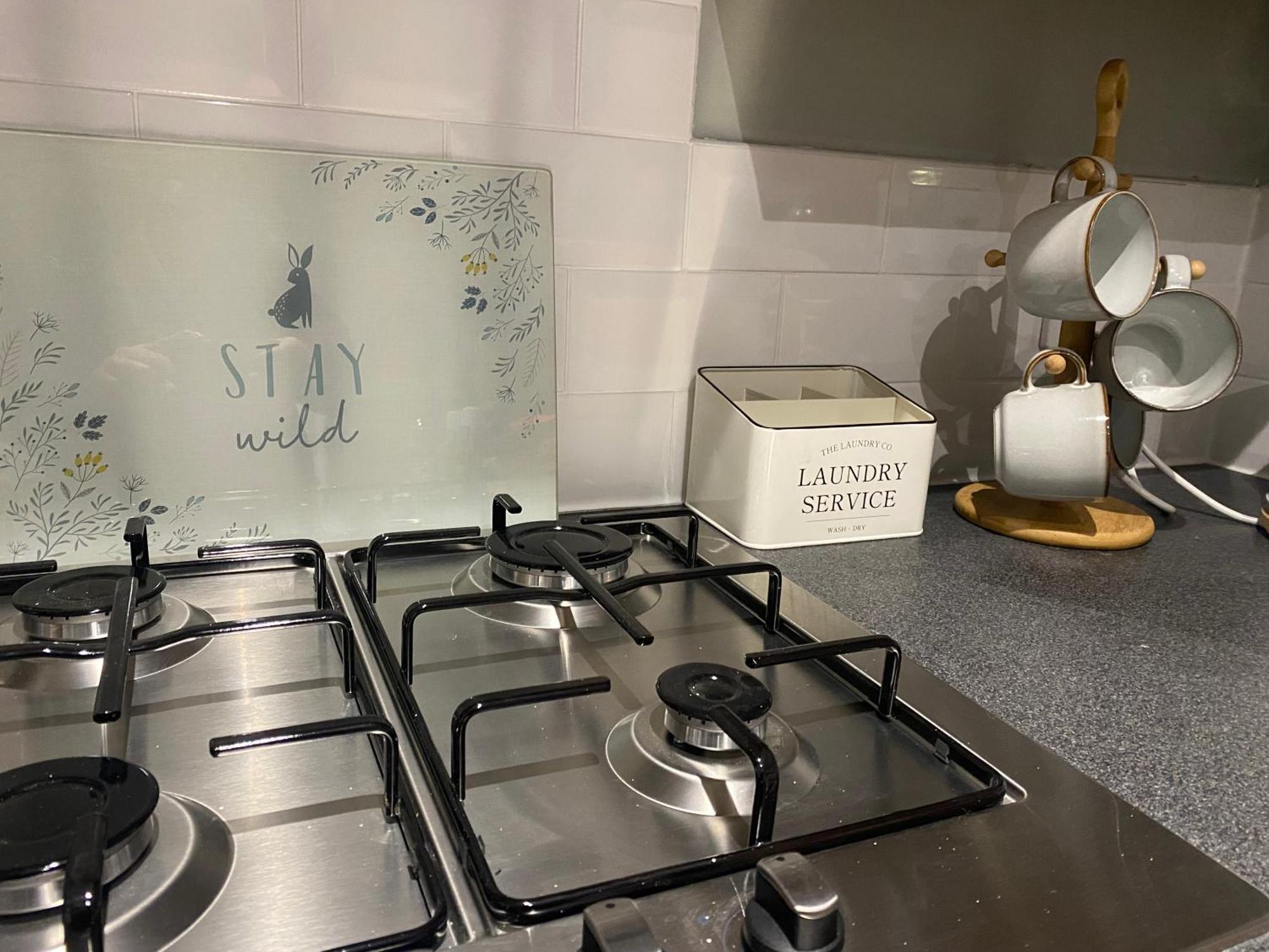 Cosy Close To M6 Motorway
