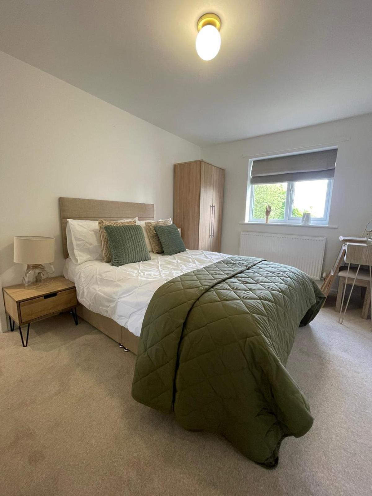 Cosy Close To M6 Motorway Уиган